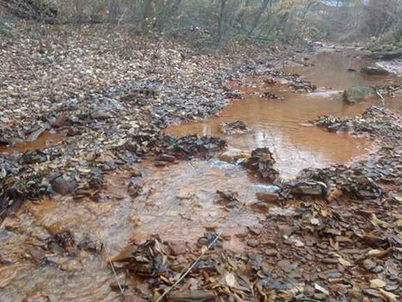 Acid mine drainage at Lens Creek, WV